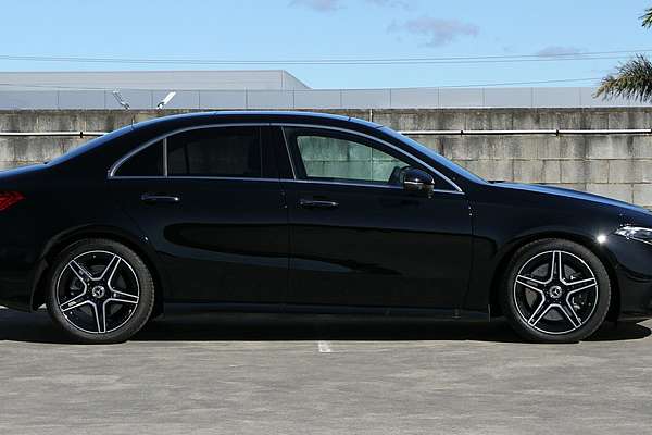 2024 Mercedes-Benz A-Class A250 V177