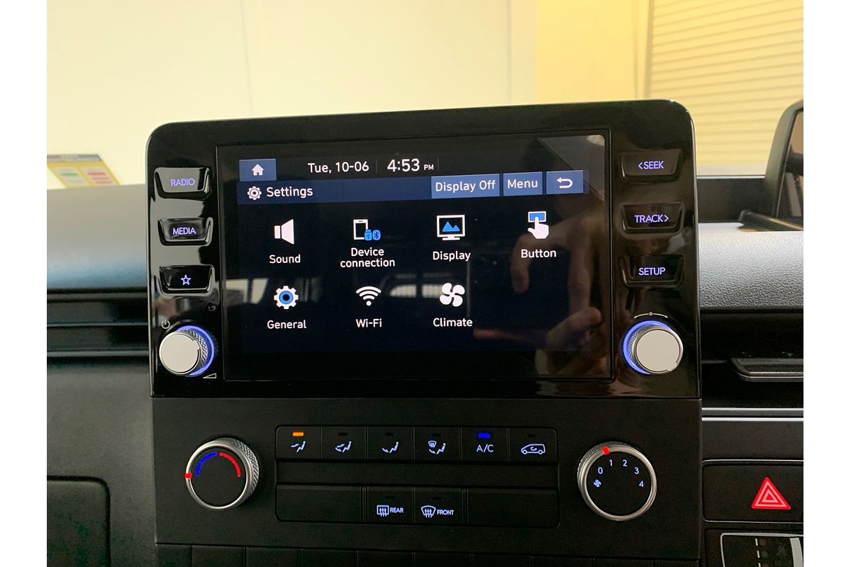 2025 Hyundai STARIA LOAD  US4.V3