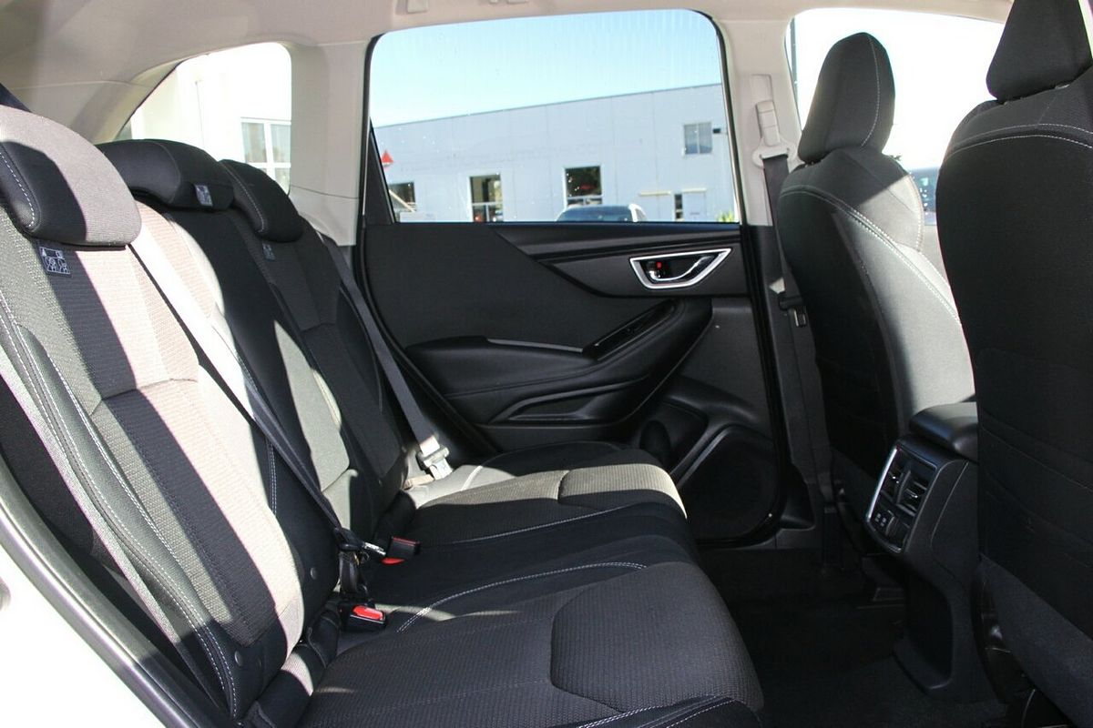 2023 Subaru Forester 2.5i S5