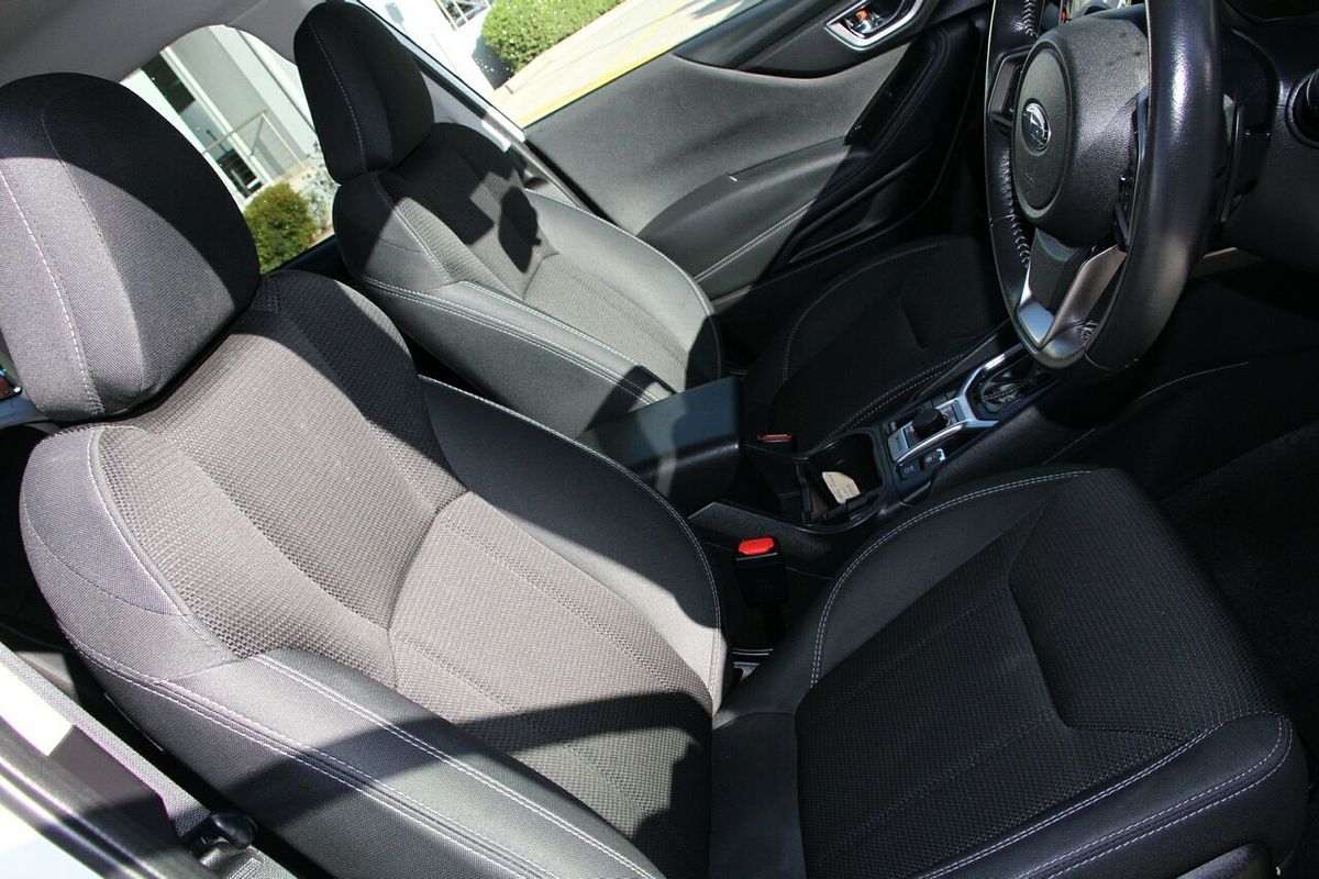 2023 Subaru Forester 2.5i S5