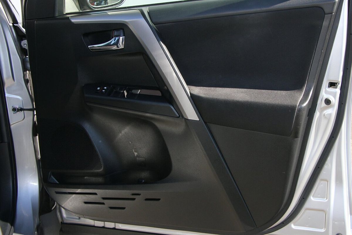 2017 Toyota RAV4 GXL ZSA42R