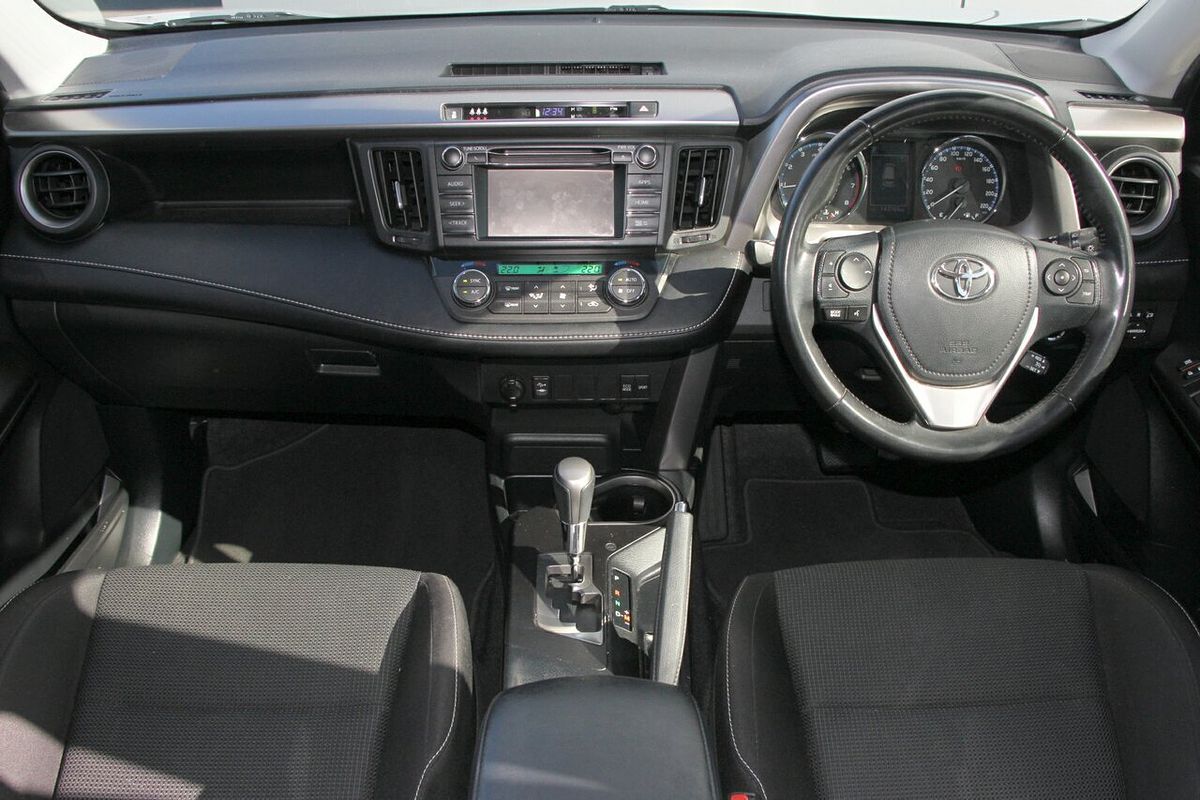 2017 Toyota RAV4 GXL ZSA42R