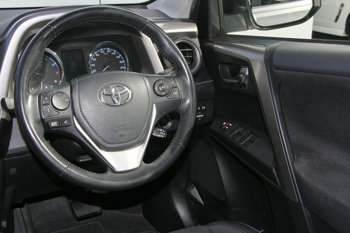 2017 Toyota RAV4 GXL ZSA42R