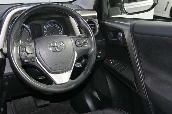 2017 Toyota RAV4 GXL ZSA42R