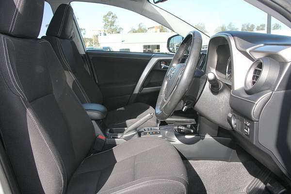 2017 Toyota RAV4 GXL ZSA42R