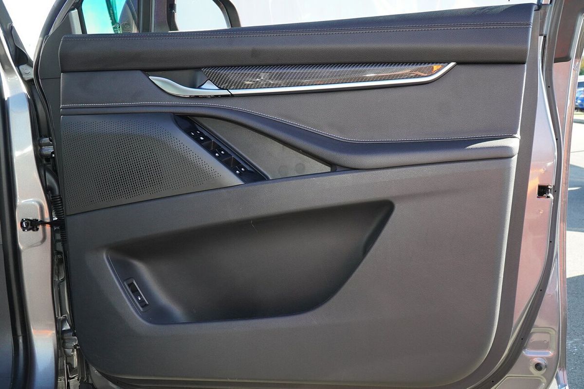 2023 LDV D90 Executive SV9A
