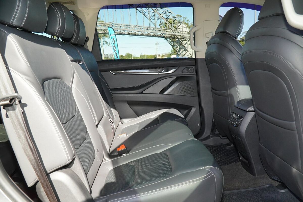 2023 LDV D90 Executive SV9A