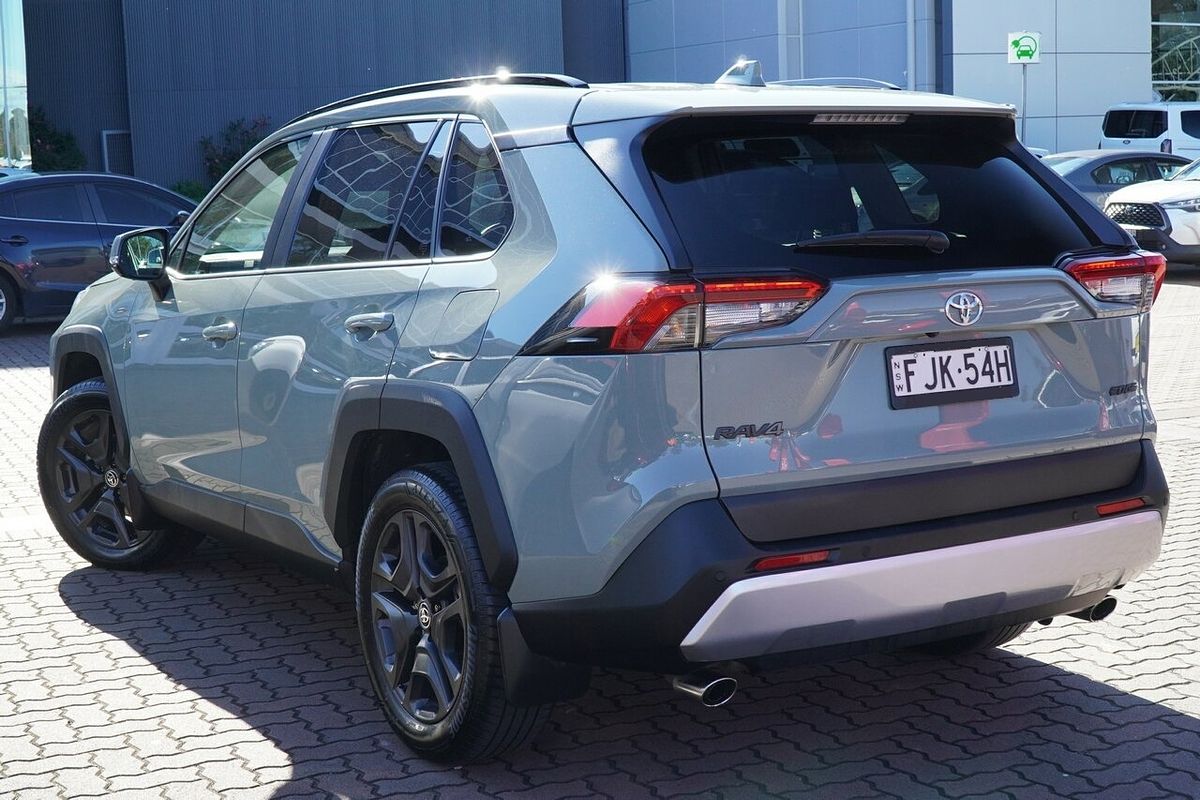 2024 Toyota RAV4 Edge AXAA54R