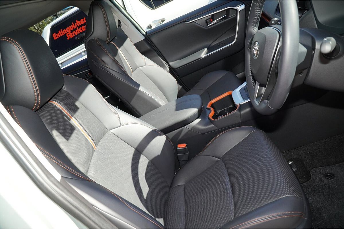 2024 Toyota RAV4 Edge AXAA54R