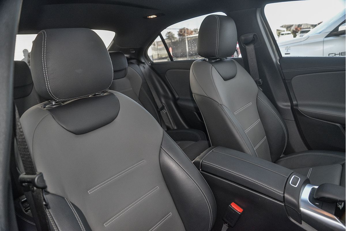 2020 Mercedes-Benz A-Class A35 AMG V177