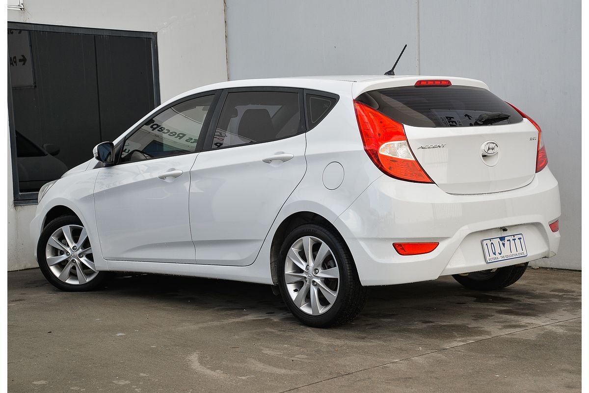 2019 Hyundai Accent Sport RB6