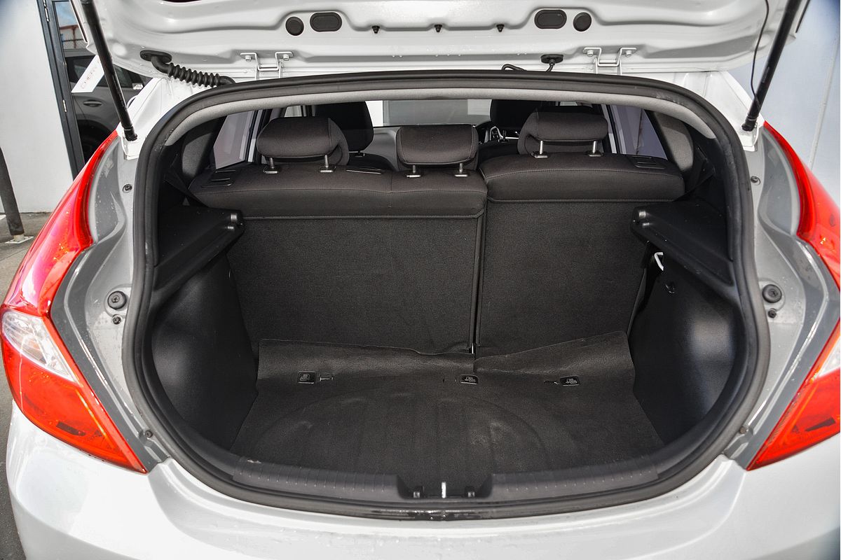 2019 Hyundai Accent Sport RB6