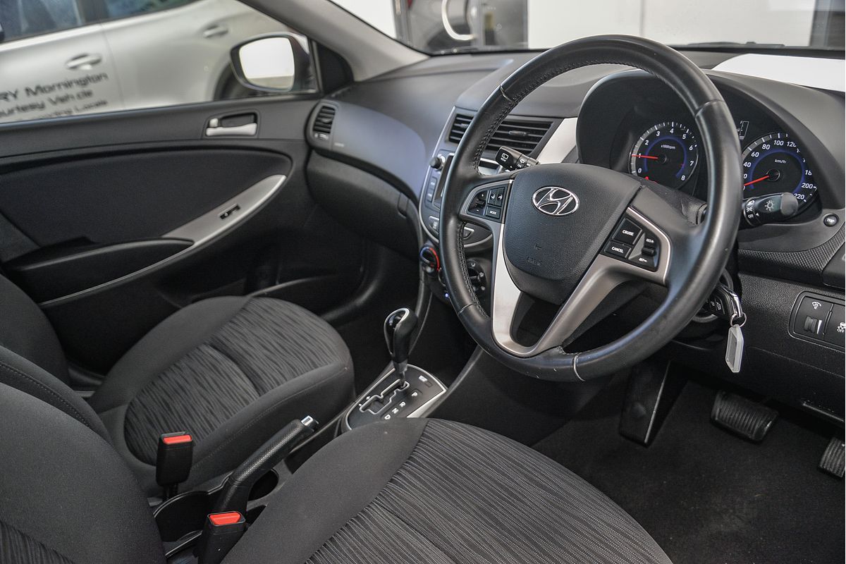 2019 Hyundai Accent Sport RB6