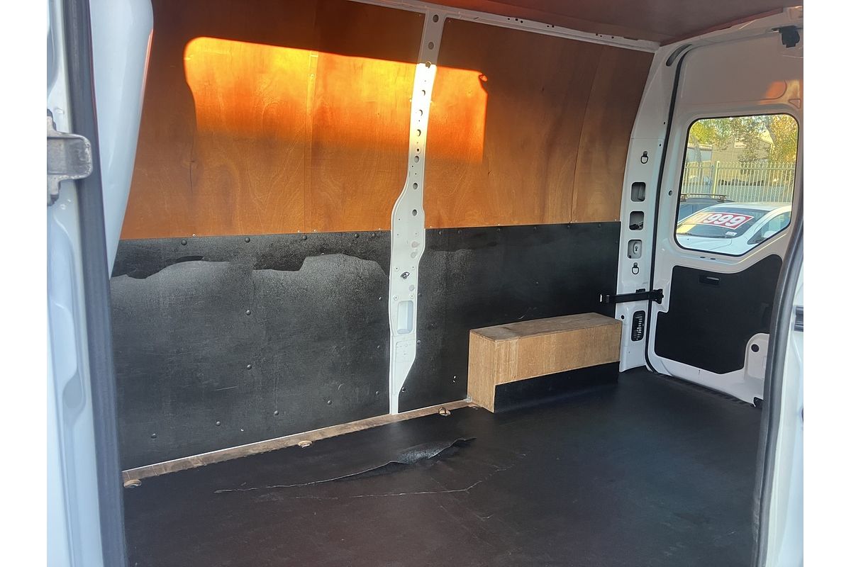 2013 Renault Master