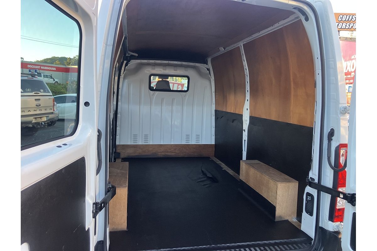 2013 Renault Master