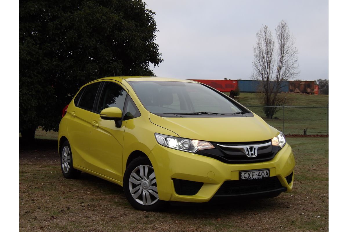2014 Honda Jazz VTi GF