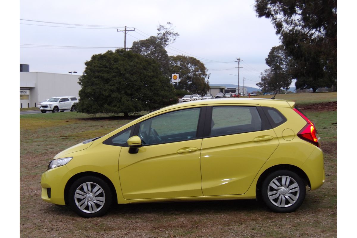 2014 Honda Jazz VTi GF