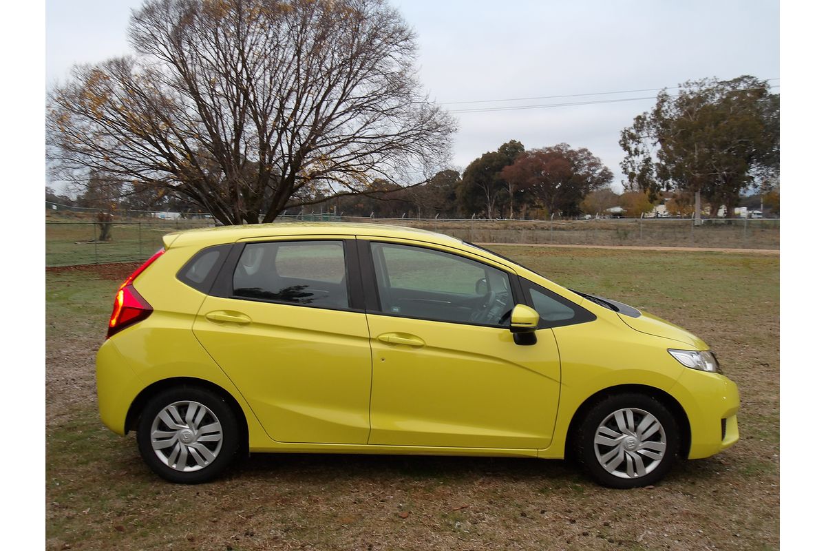 2014 Honda Jazz VTi GF