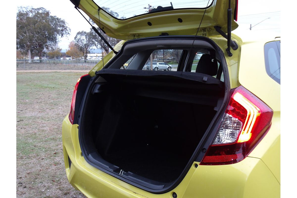 2014 Honda Jazz VTi GF
