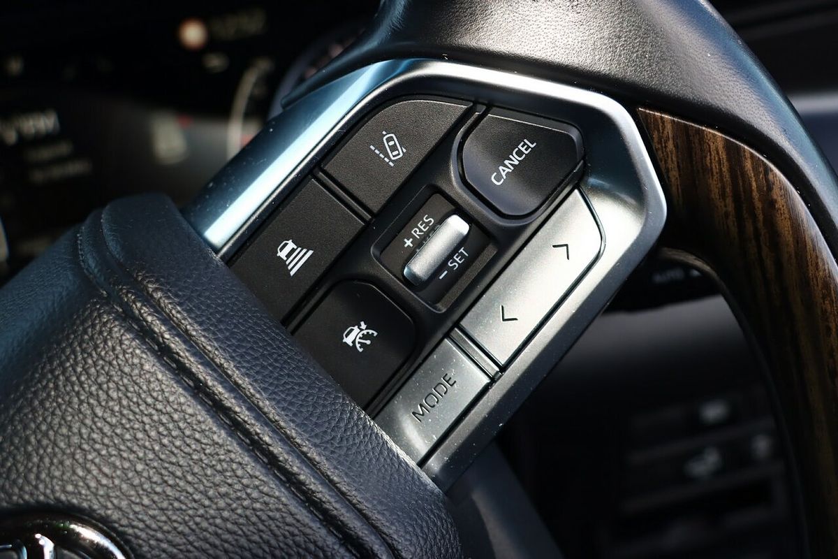 2022 Toyota Landcruiser VX FJA300R