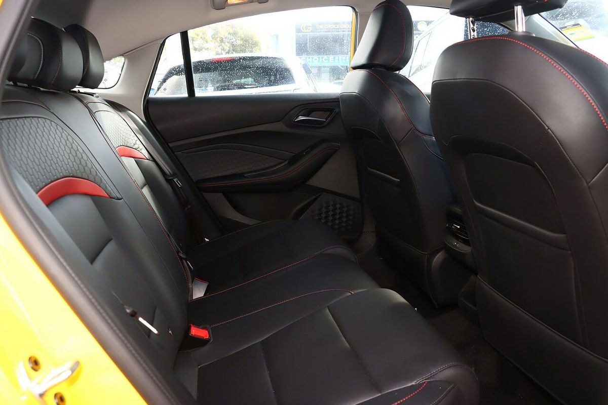 2024 MG MG5 Essence