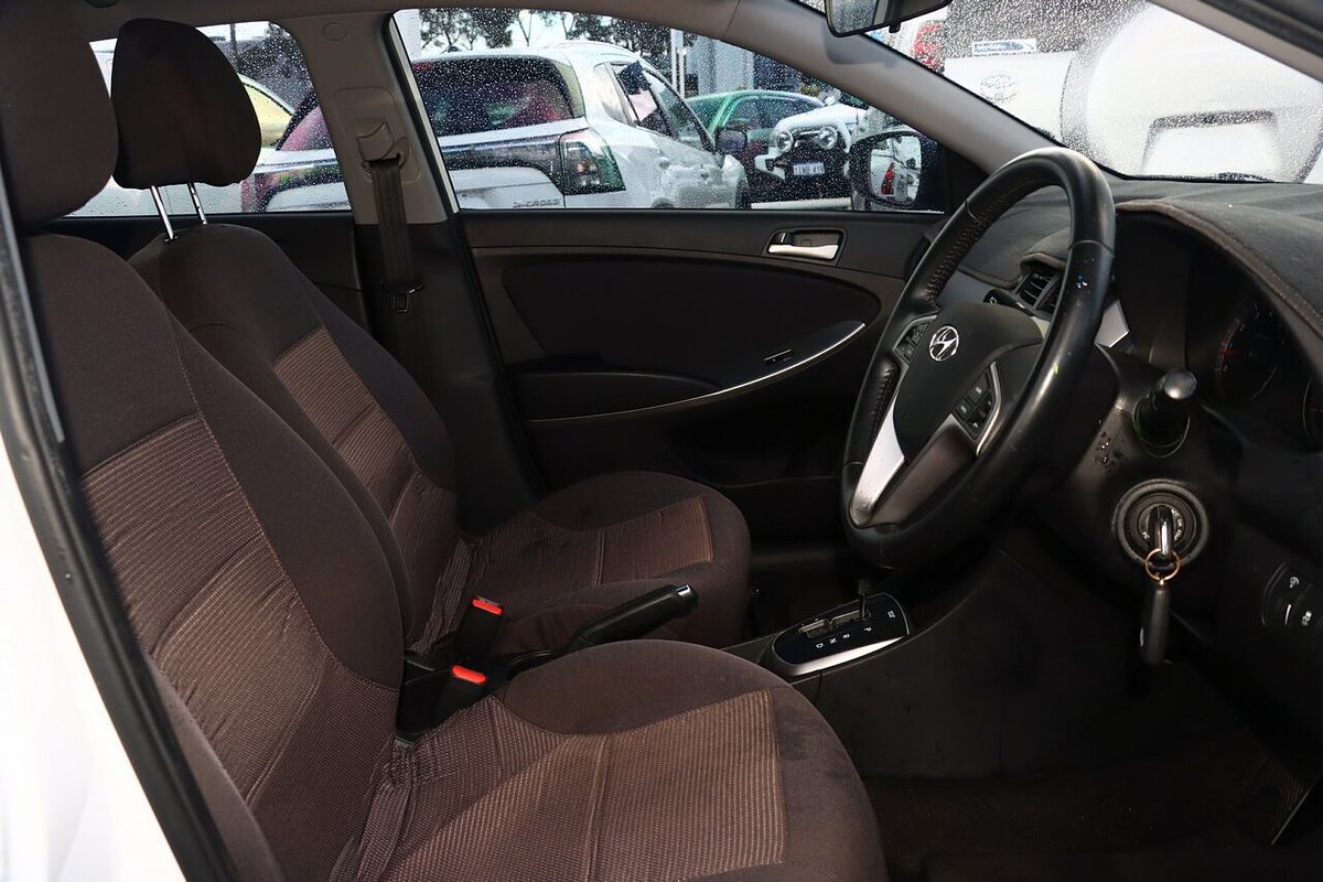 2019 Hyundai Accent Sport RB6