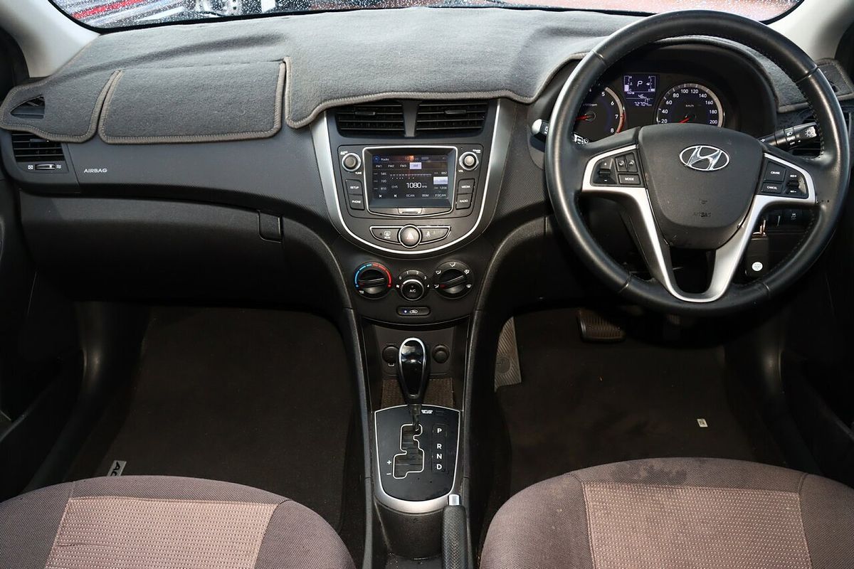 2019 Hyundai Accent Sport RB6