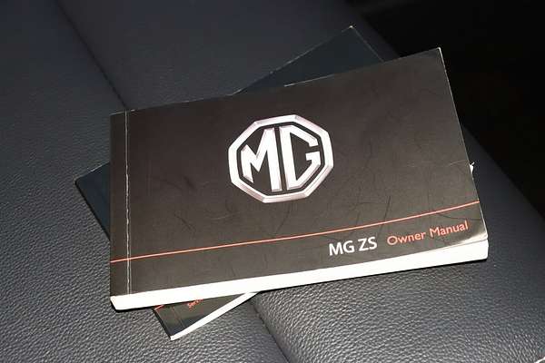 2022 MG ZS Excite AZS1