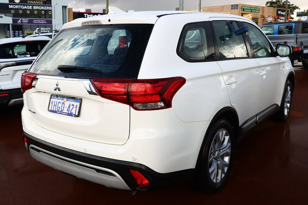 2021 Mitsubishi Outlander ES ZL