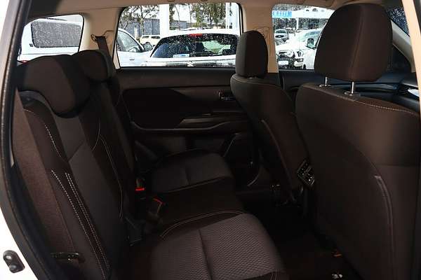 2021 Mitsubishi Outlander ES ZL