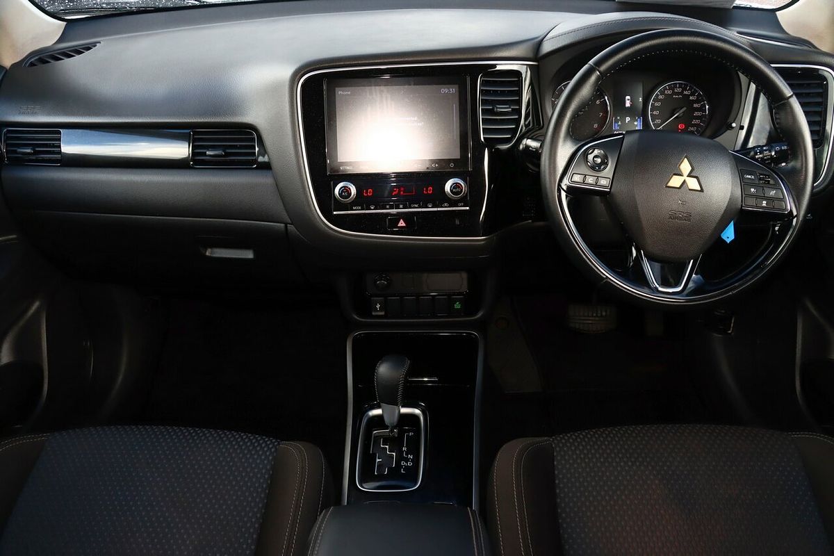 2021 Mitsubishi Outlander ES ZL