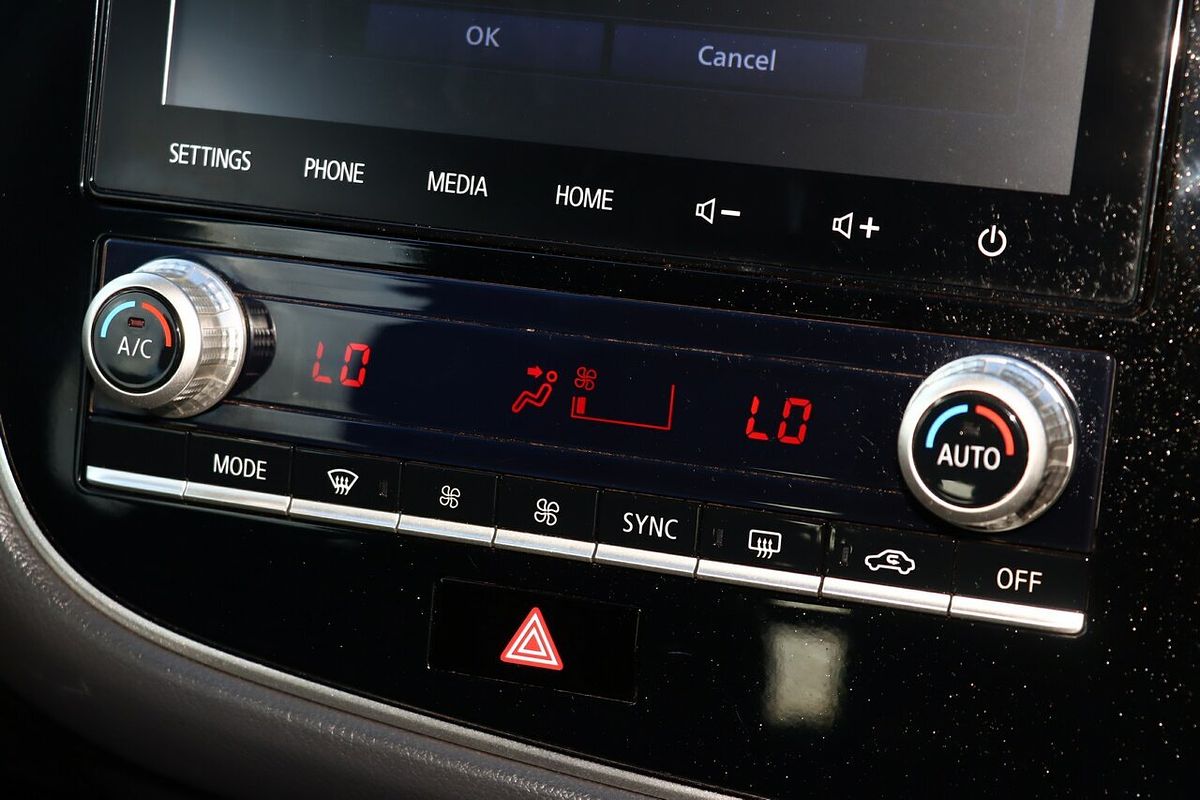 2021 Mitsubishi Outlander ES ZL