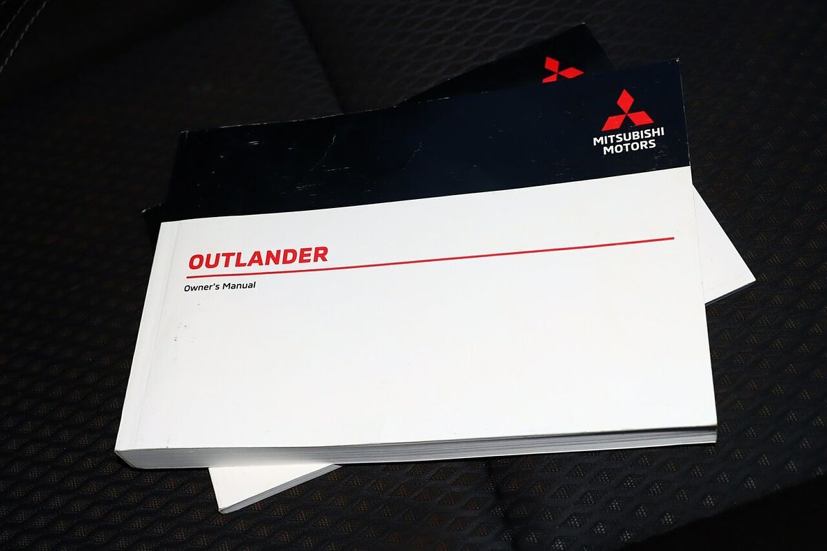 2021 Mitsubishi Outlander ES ZL