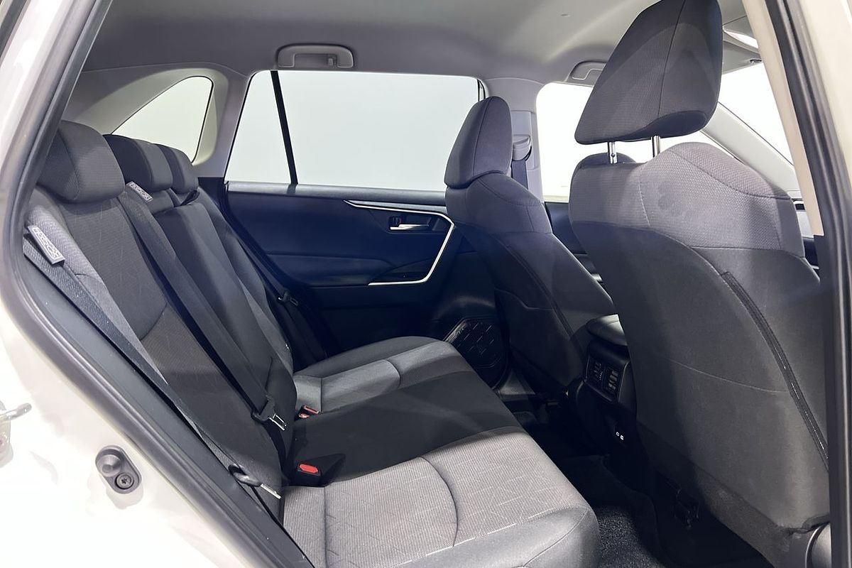 2023 Toyota RAV4 GXL MXAA52R