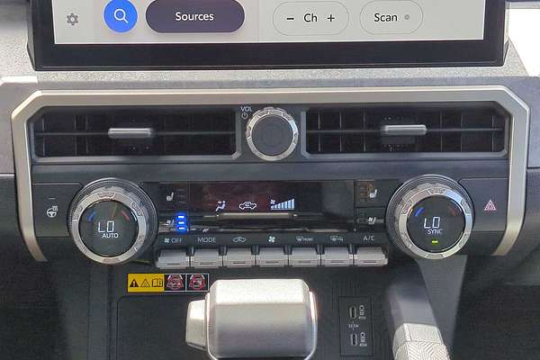 2024 Toyota Tacoma Trailhunter Hybrid