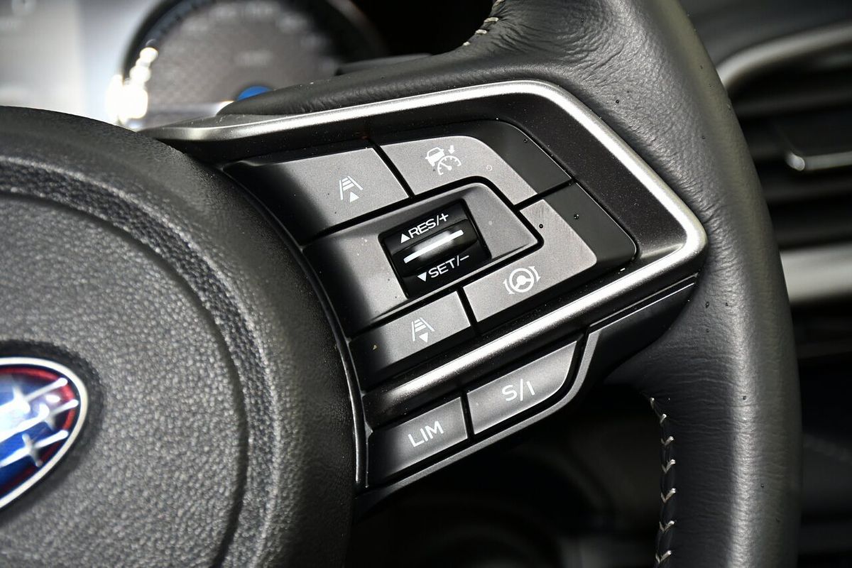 2025 Subaru Forester Hybrid S S5