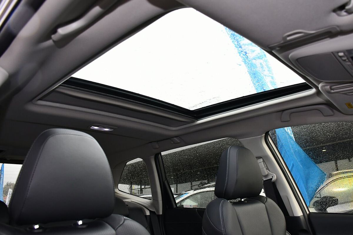 2025 Subaru Forester Hybrid S S5
