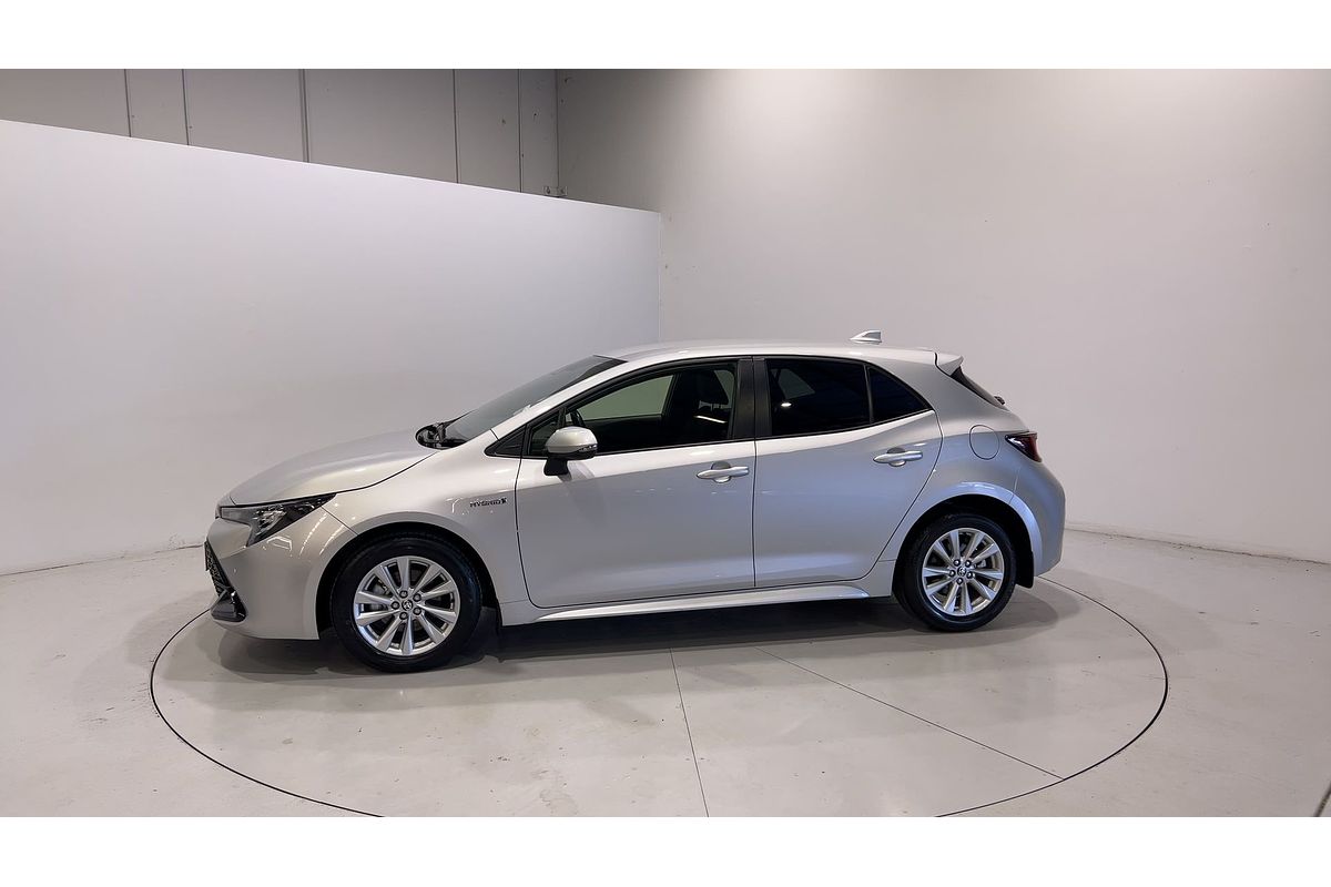 2023 Toyota Corolla SX Hybrid ZWE219R