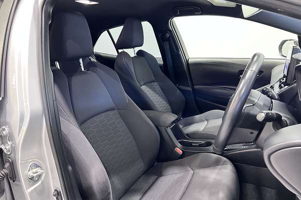 2023 Toyota Corolla SX Hybrid ZWE219R