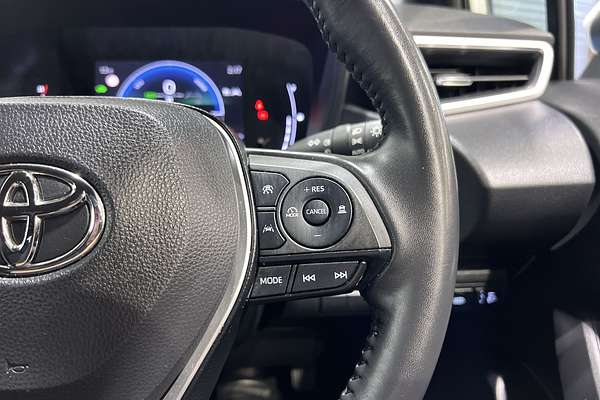2023 Toyota Corolla SX Hybrid ZWE219R