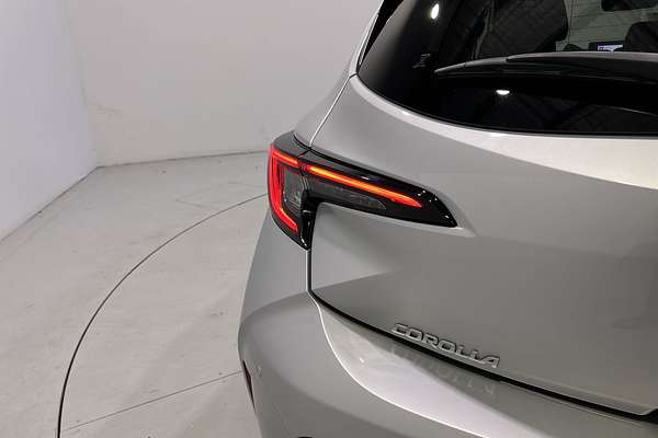 2023 Toyota Corolla SX Hybrid ZWE219R