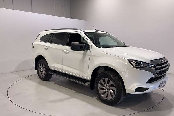 2021 Isuzu MU-X LS-U