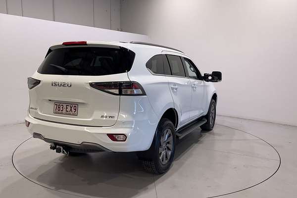 2021 Isuzu MU-X LS-U