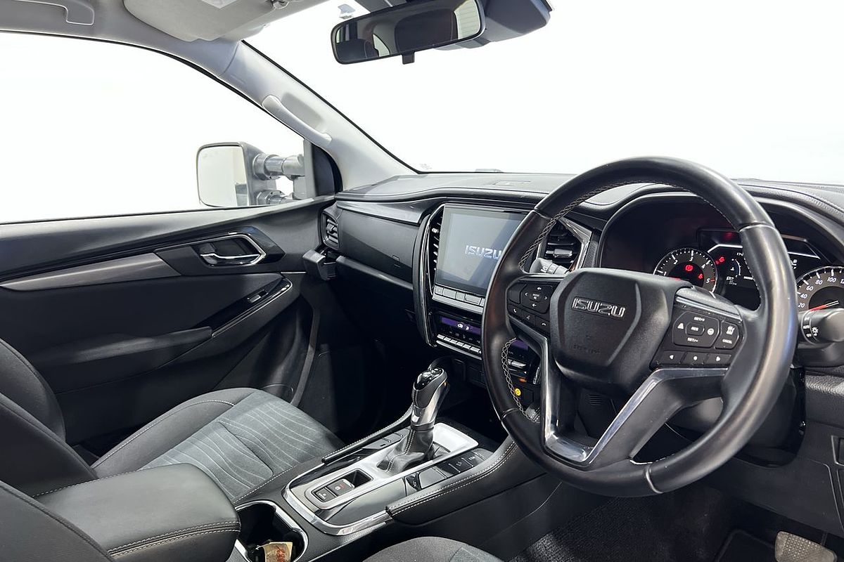 2021 Isuzu MU-X LS-U