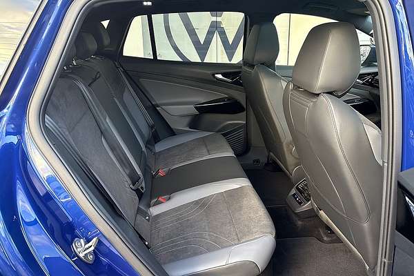 2024 Volkswagen ID.4 Pro E2