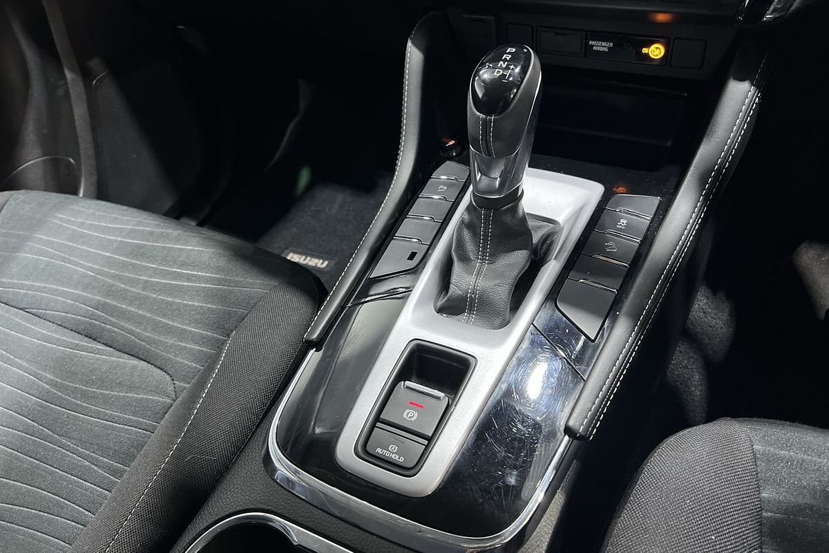 2021 Isuzu MU-X LS-U