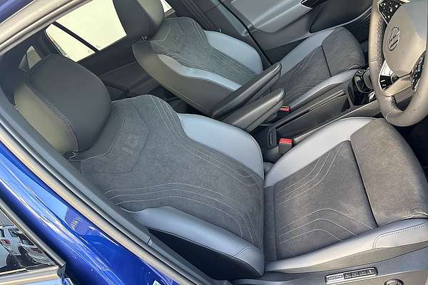 2024 Volkswagen ID.4 Pro E2