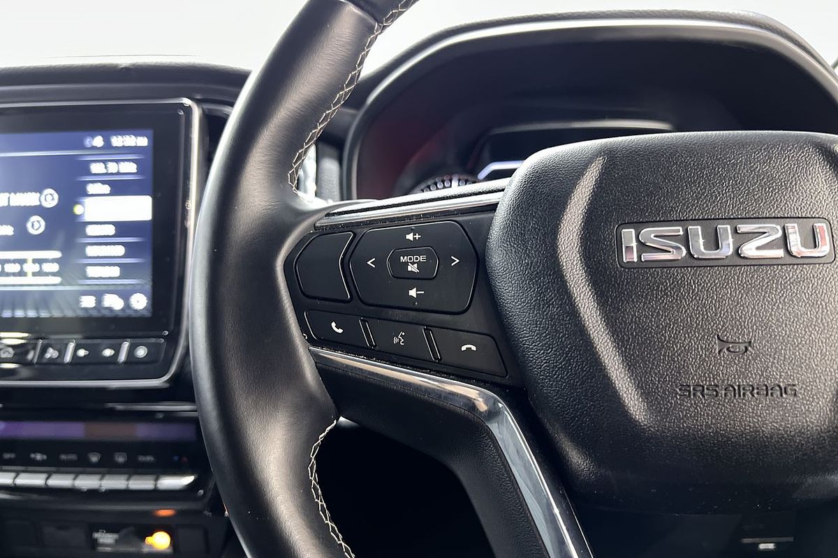 2021 Isuzu MU-X LS-U