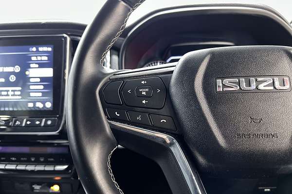 2021 Isuzu MU-X LS-U