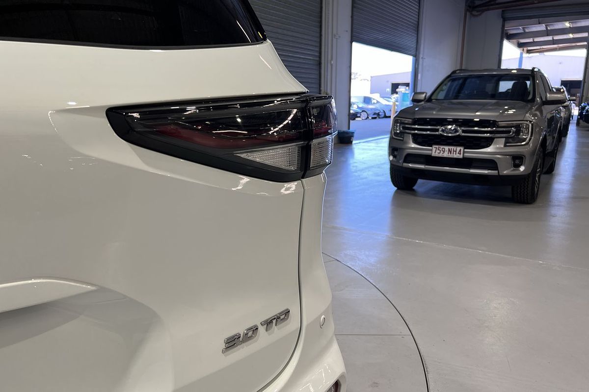 2021 Isuzu MU-X LS-U